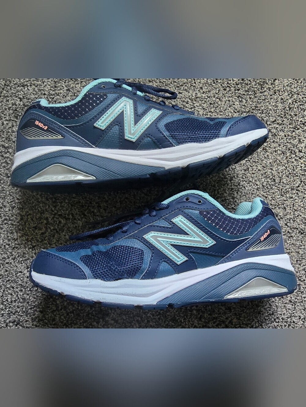 New Balance 1540v3 Motion Control Running Shoes – Indigo / Blue & white Size 8.5 - Picture 3 of 10
